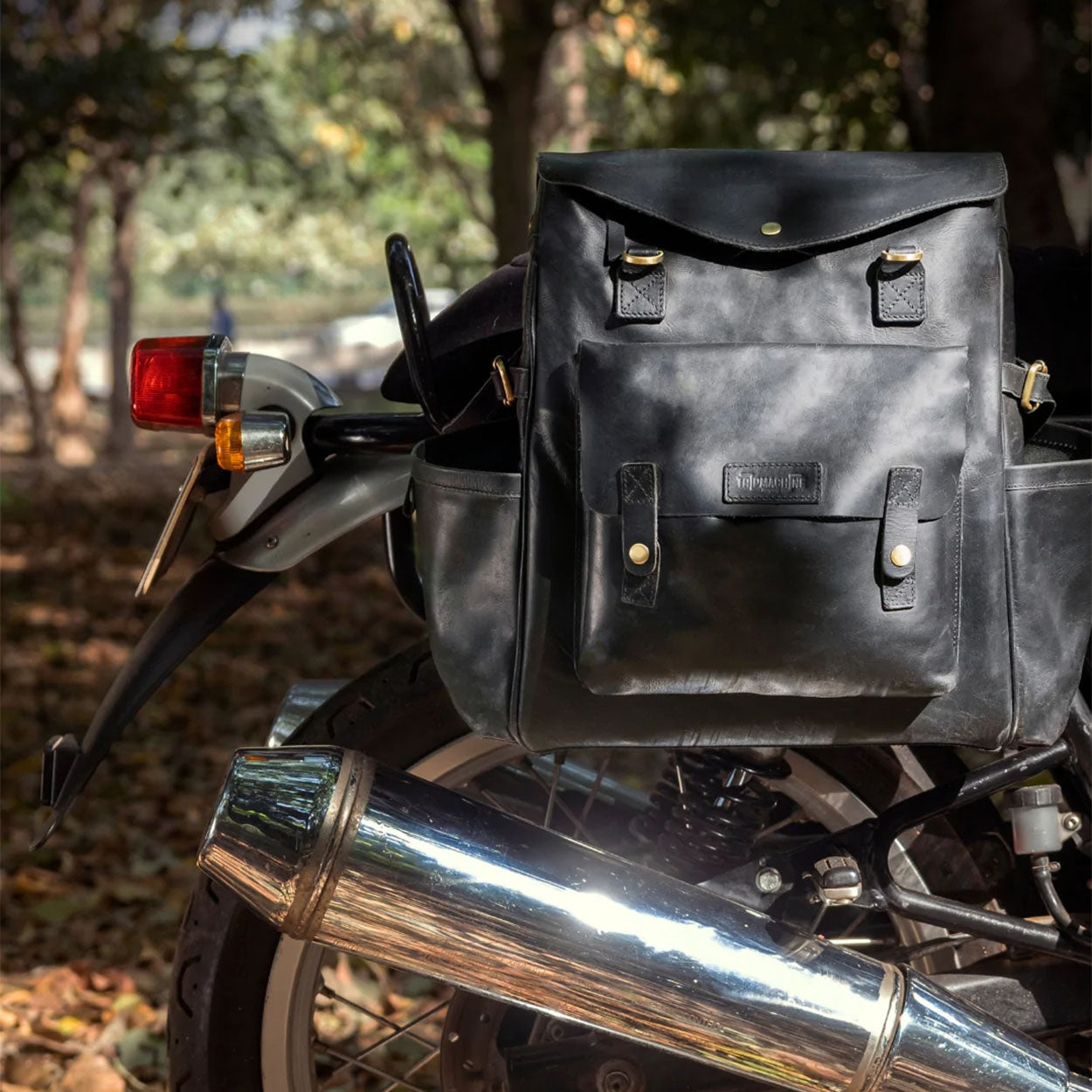 Trip Machine saddle bag Outlander Black