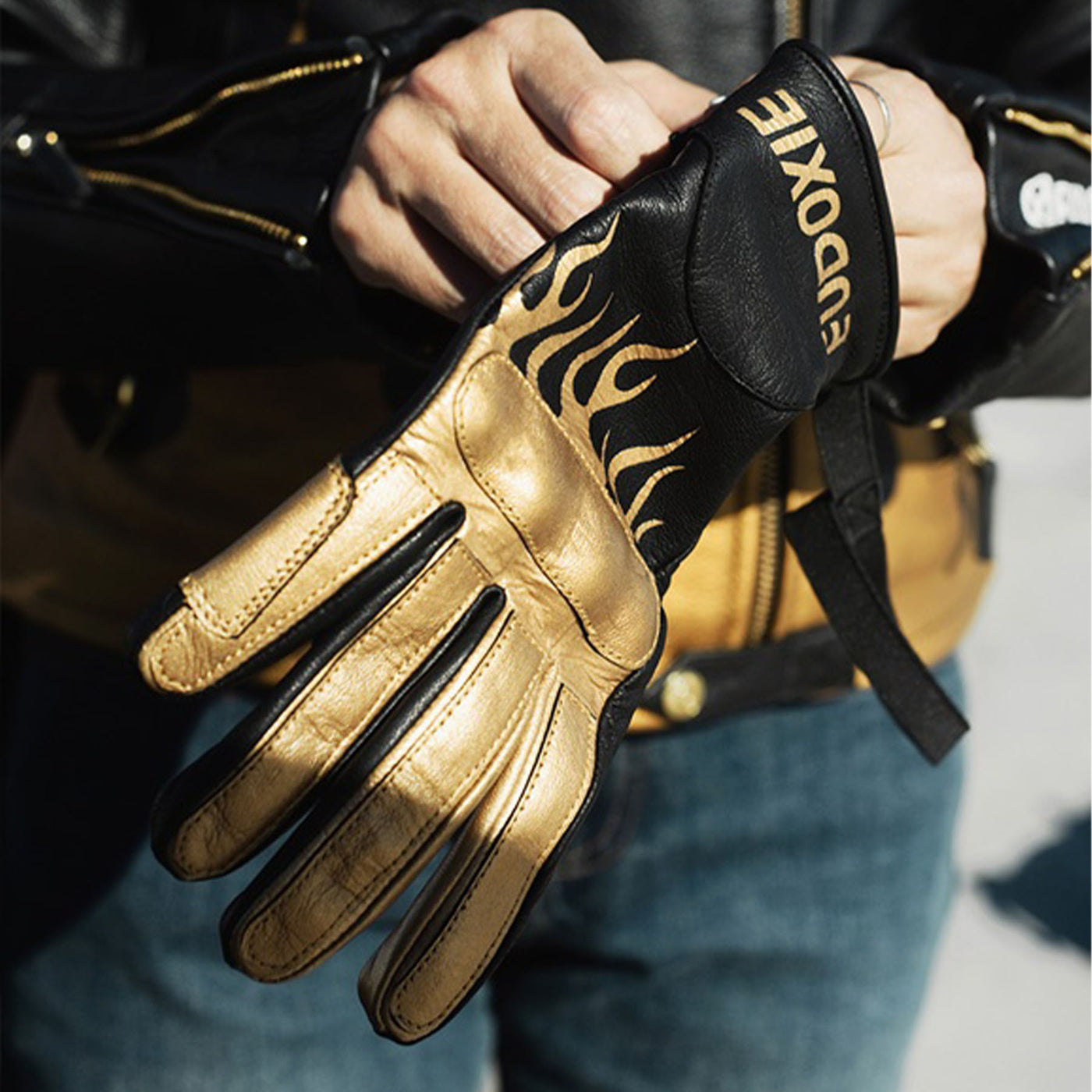 Eudoxie Leather Gloves Power